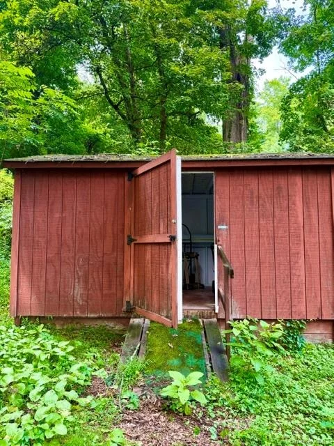 Photo of 5093 Route 9W