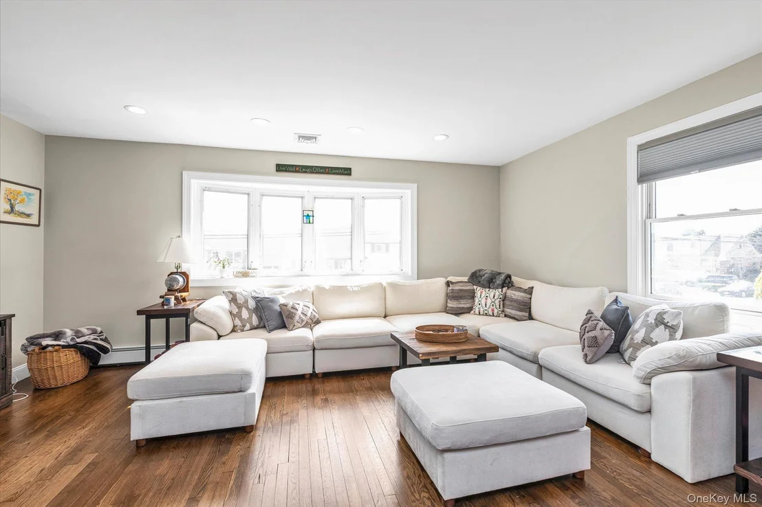Photo of 35 Lee Avenue