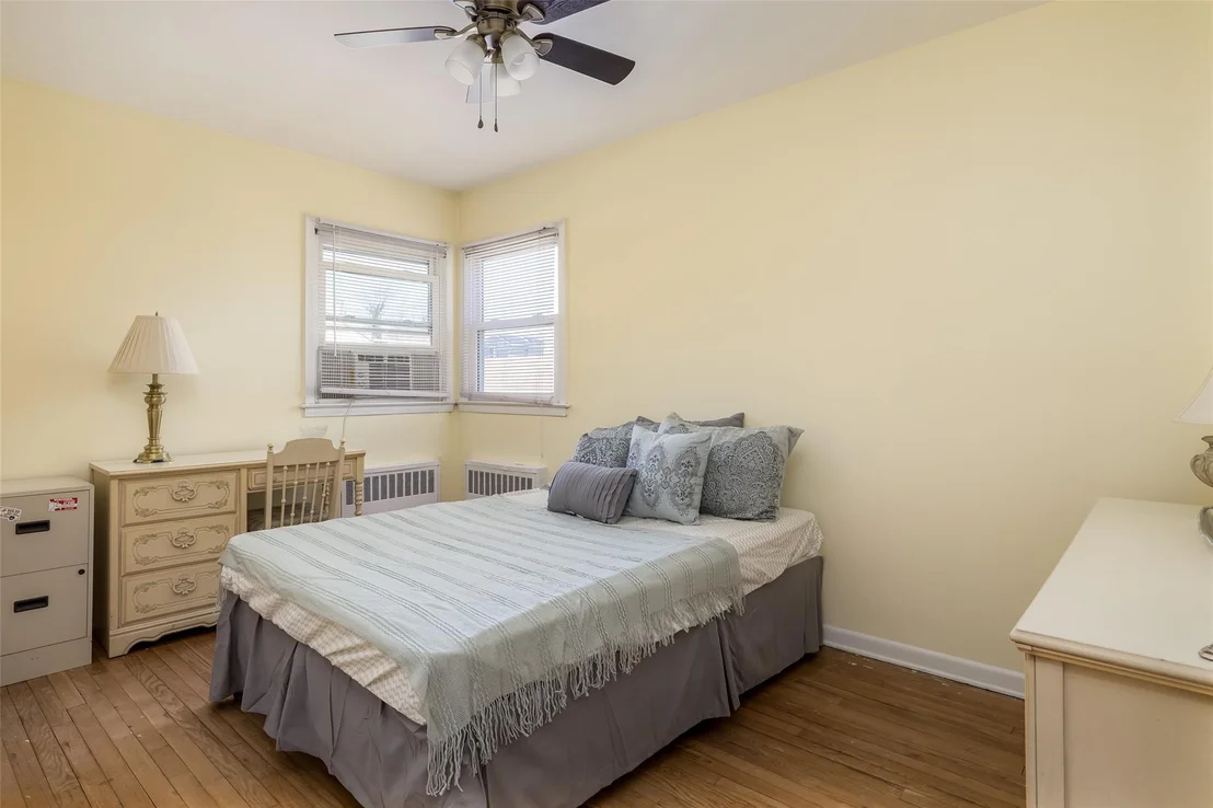 Photo of 3783 Harbor Boulevard