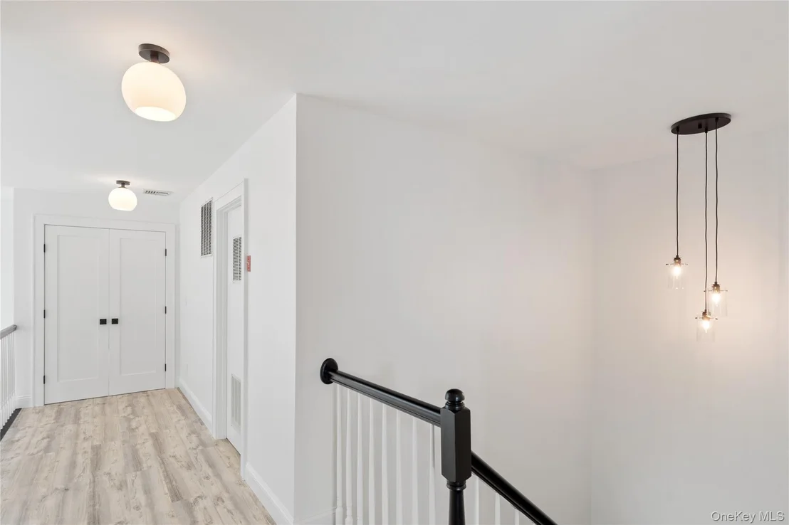 Photo of 132 Benefield Boulevard