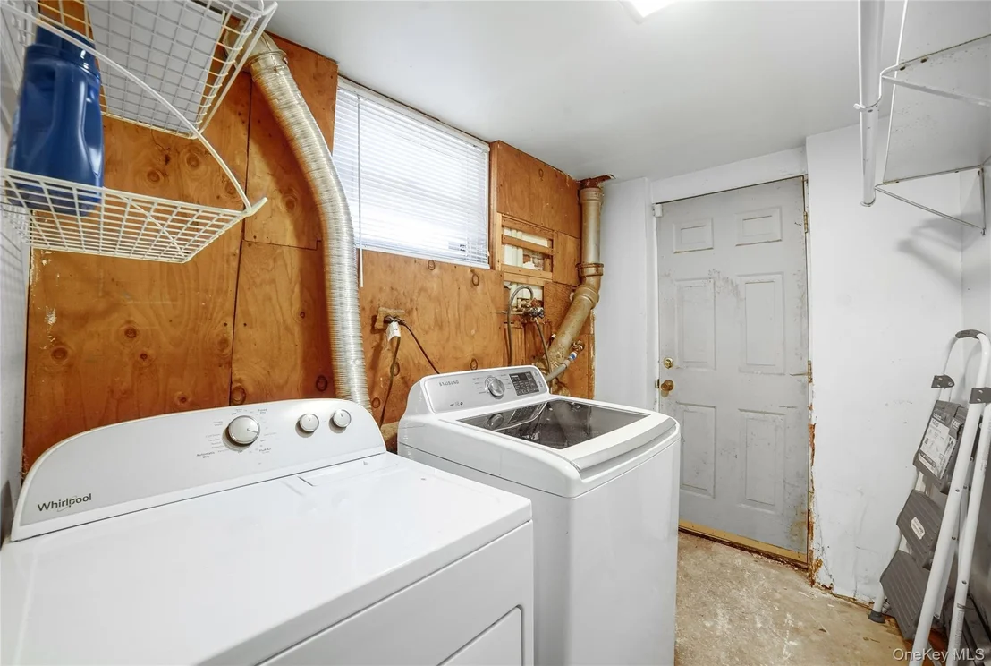 Photo of 41 Devoe Street