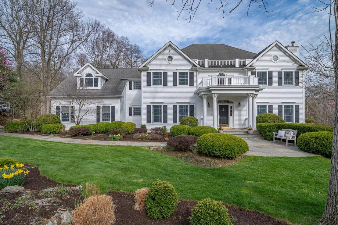 Photo of 8 Turtleback Way