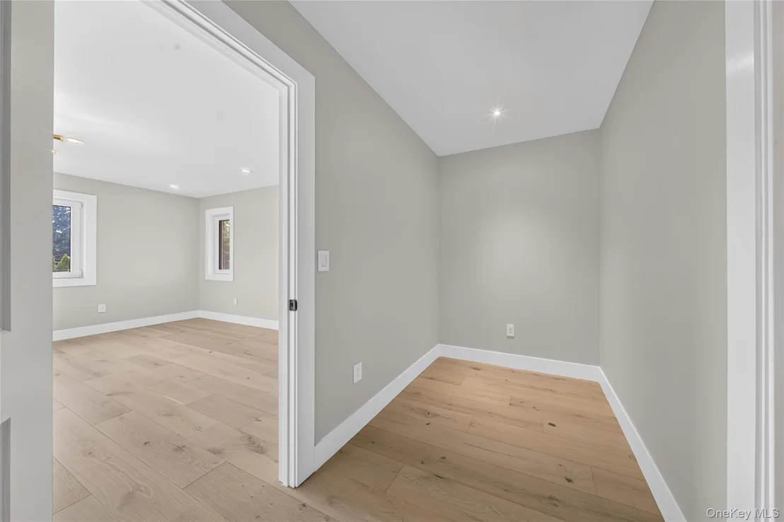 Photo of 2 Lee Place