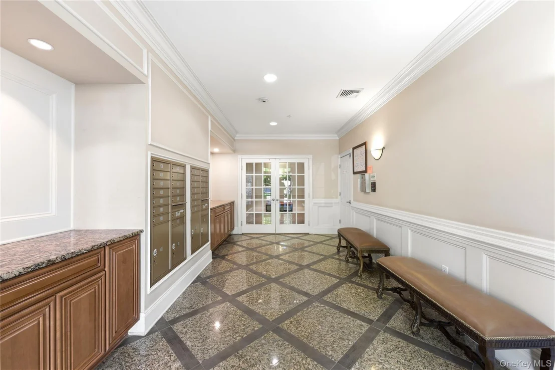 Photo of 326 Regency Drive