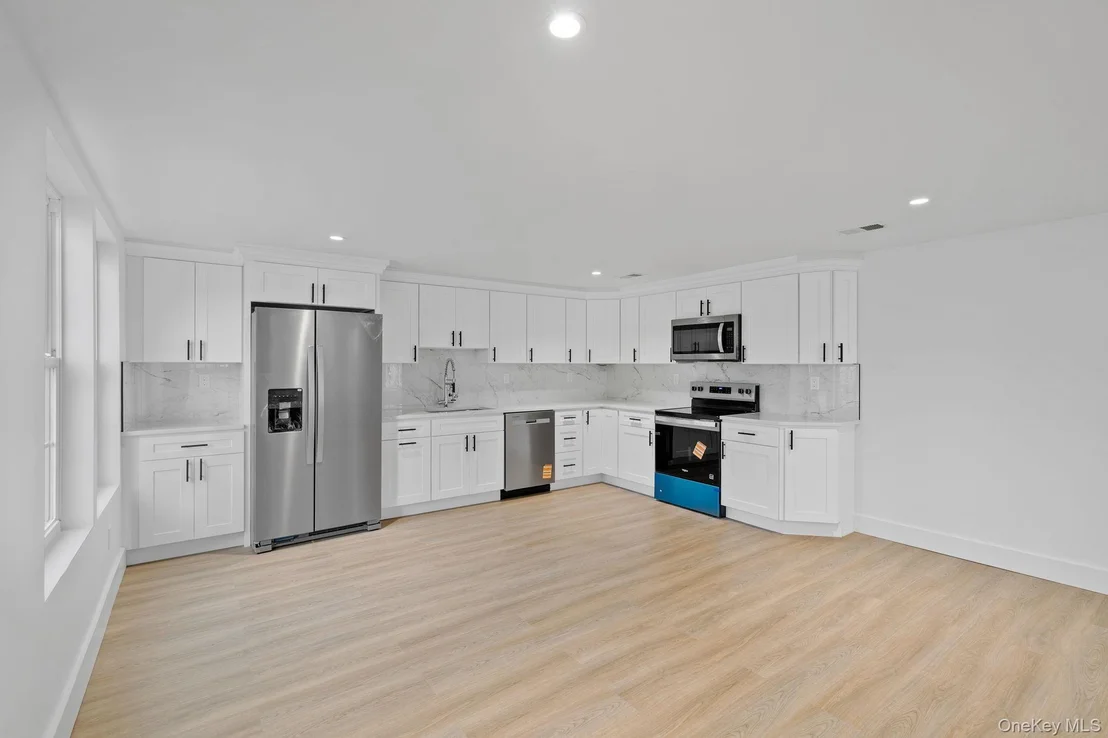 Photo of 39 Overland Drive