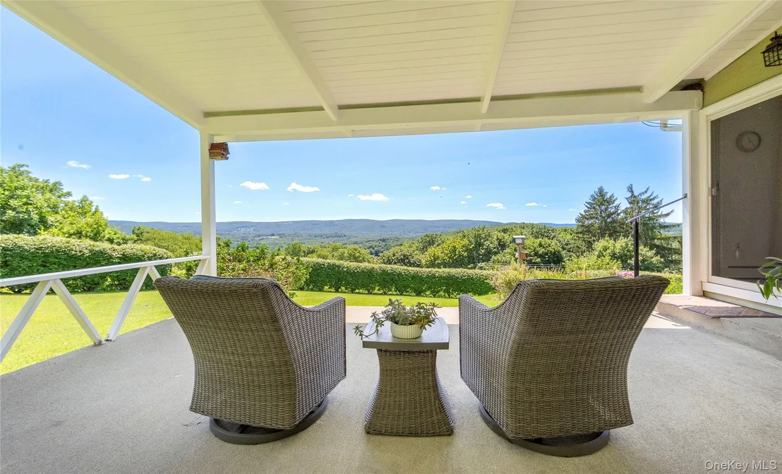 Photo of 21 Overlook Drive