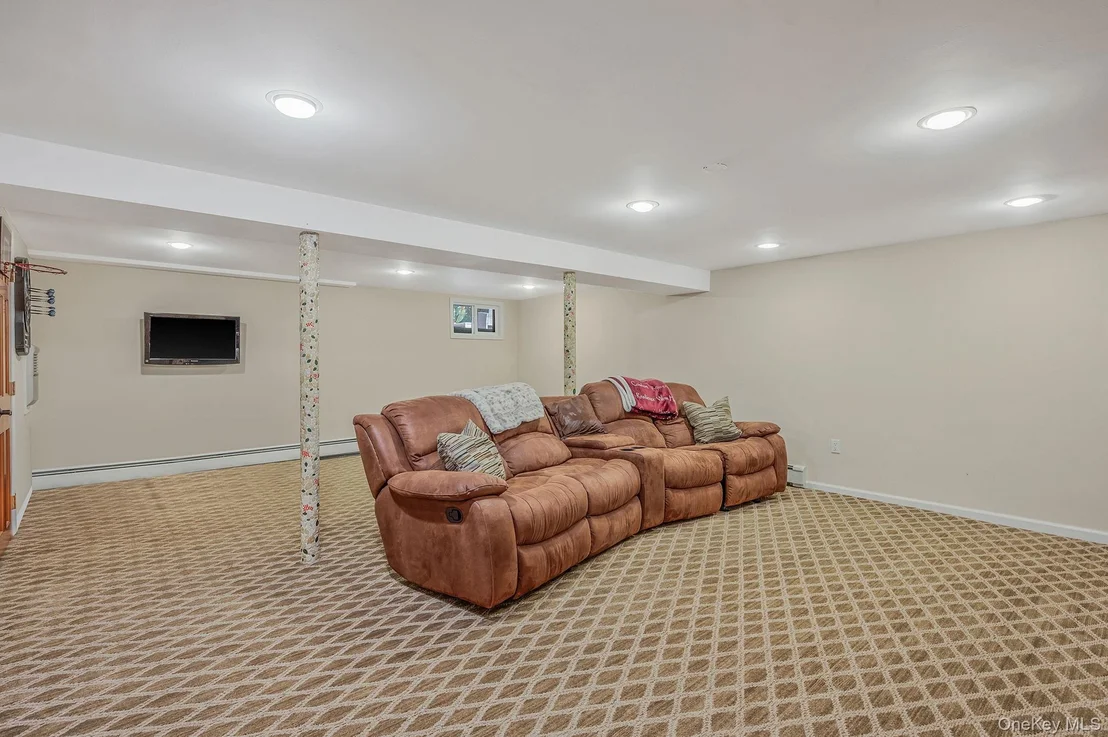 Photo of 122 Southern Parkway