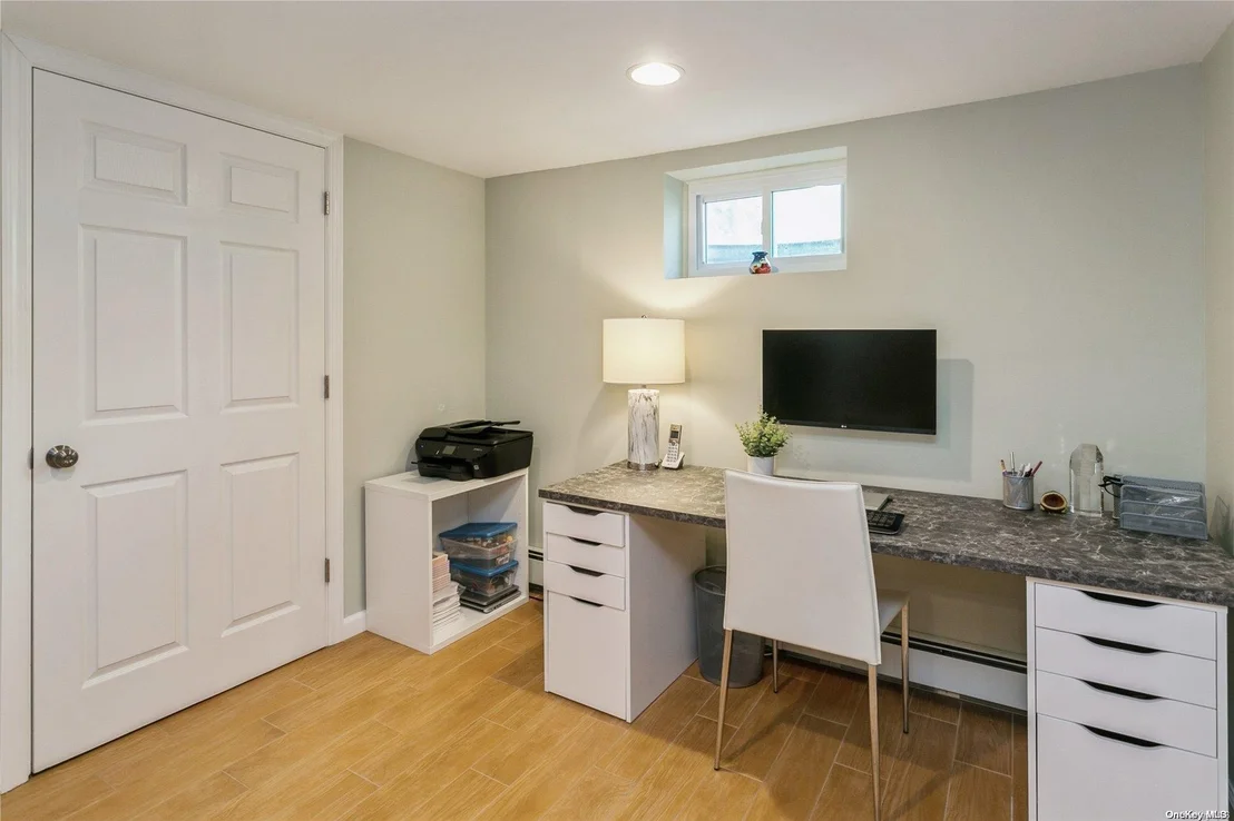 Photo of 110 Cushing Avenue