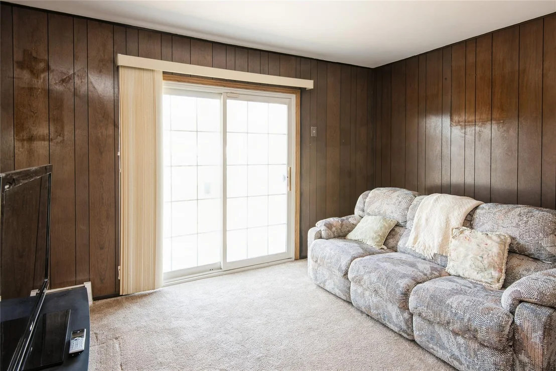 Photo of 256 Leaf Avenue
