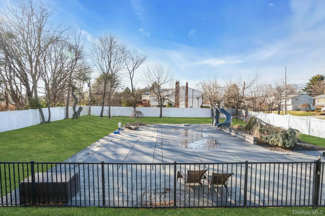 Photo of 108 Hayrick Lane