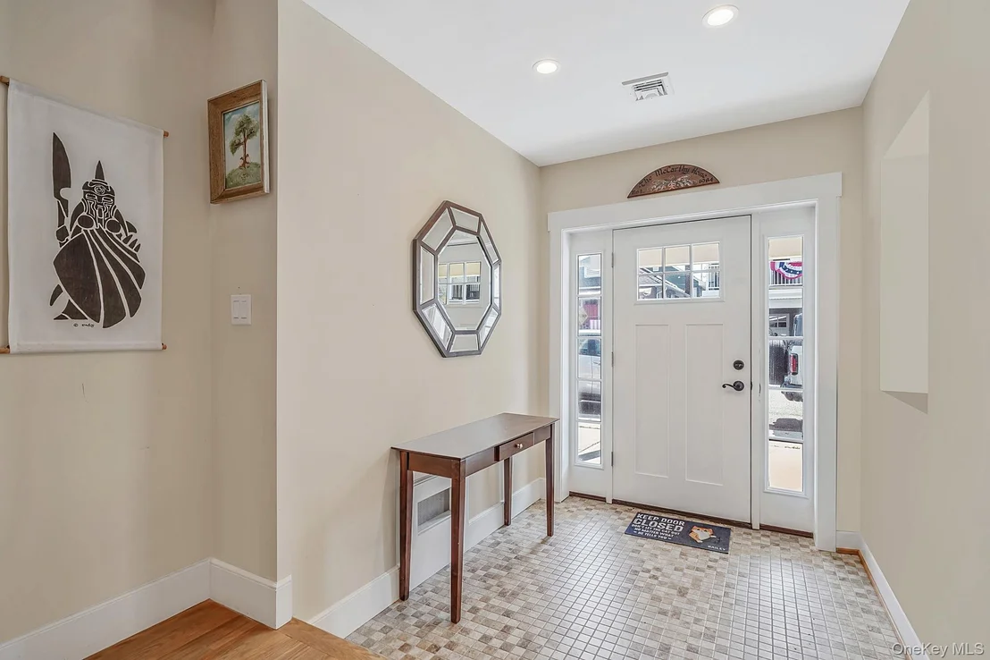 Photo of 85 Delaware Avenue