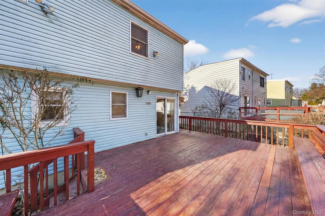 Photo of 191 Morsemere Avenue