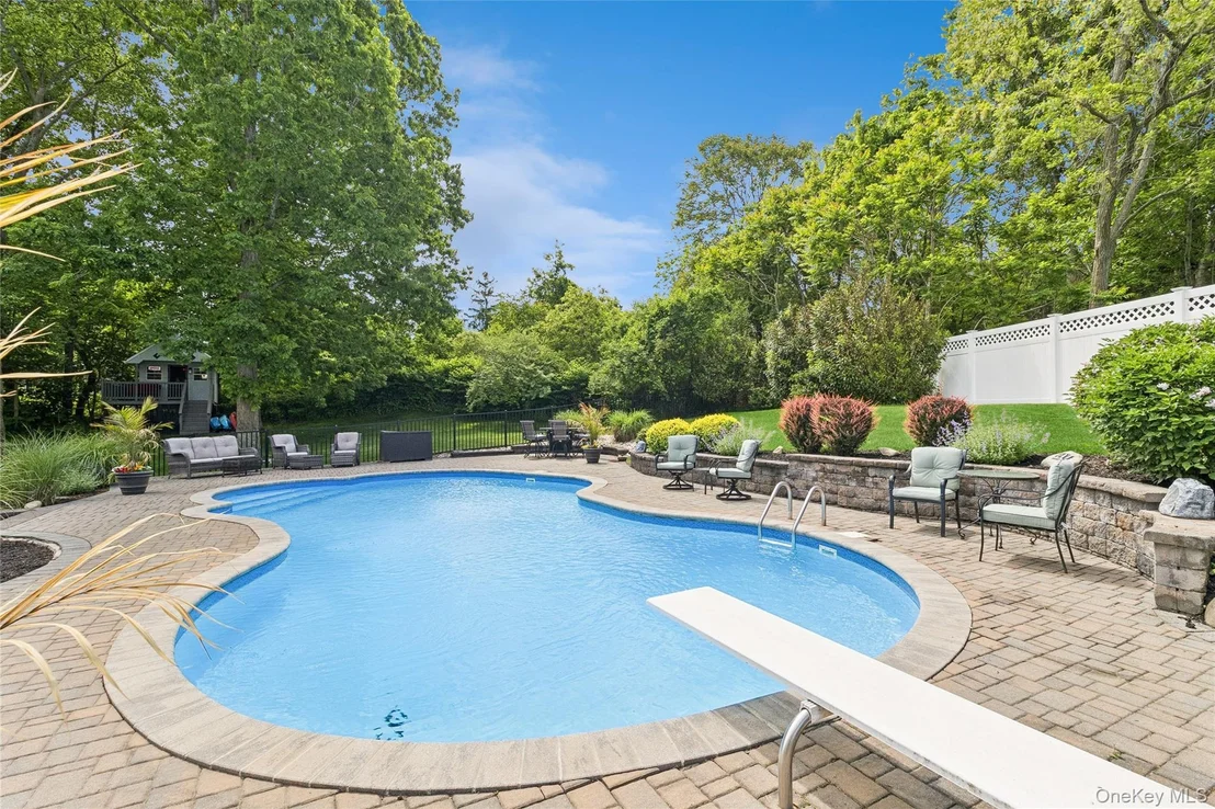 Photo of 42 Adelia Path