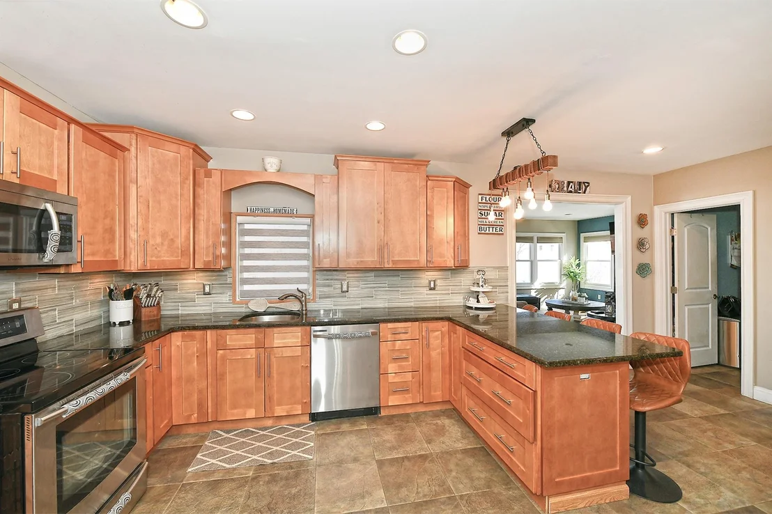Photo of 7 Redpine Drive