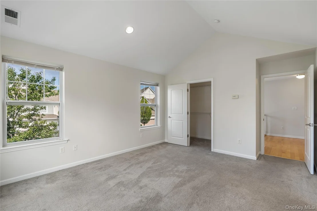 Photo of 34 Field Stone Drive