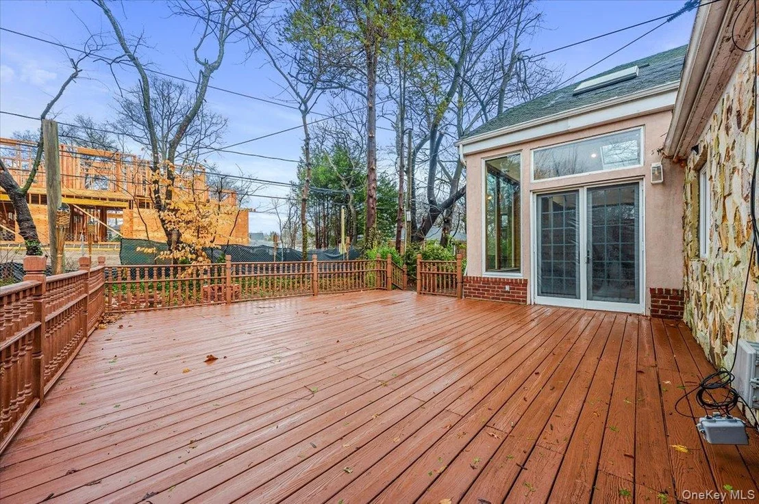 Photo of 18 Locust Drive
