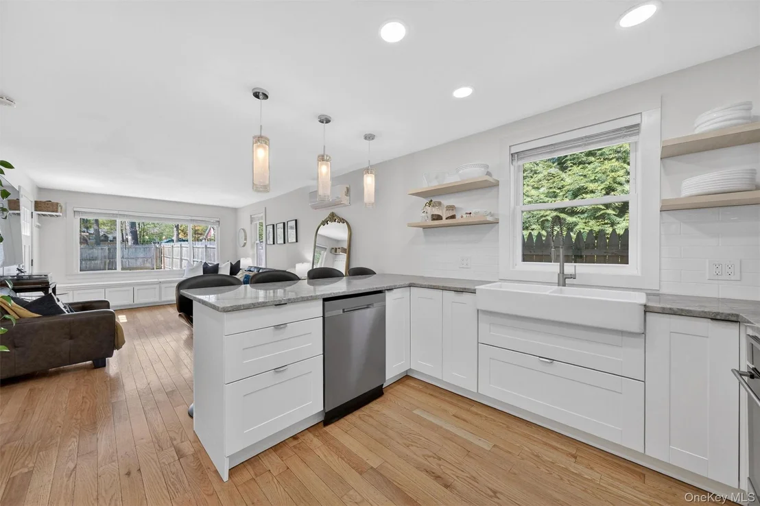 Photo of 28 Eastern Parkway