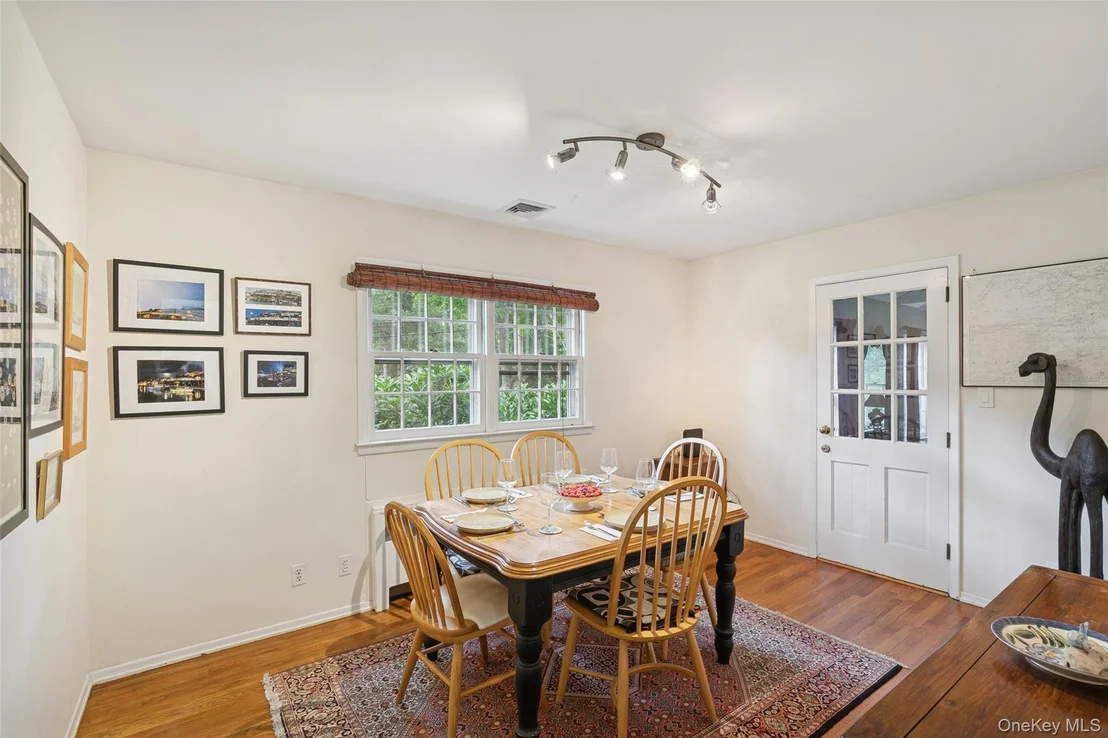 Photo of 10 Goose Hill Road