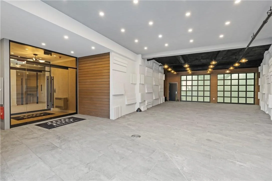 Photo of Unit 2B at 100 Pondfield Road