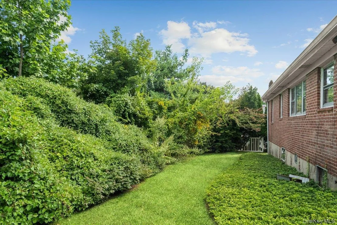 Photo of 7 Fountain Drive