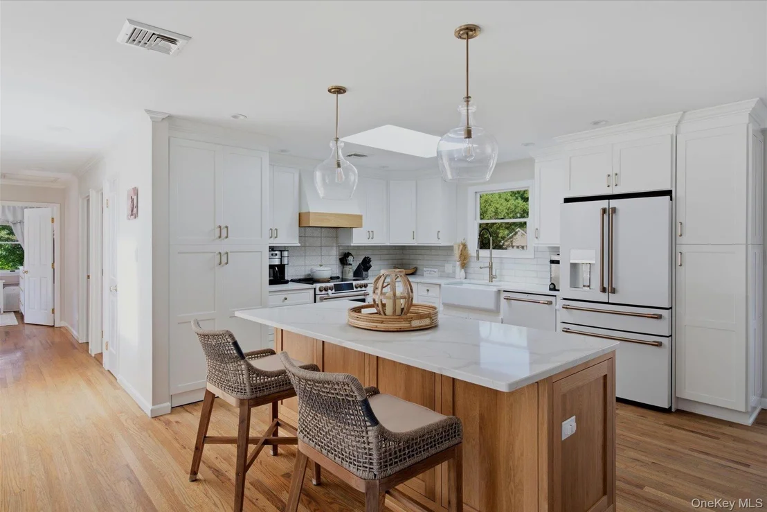 Photo of 772 Pulaski Road