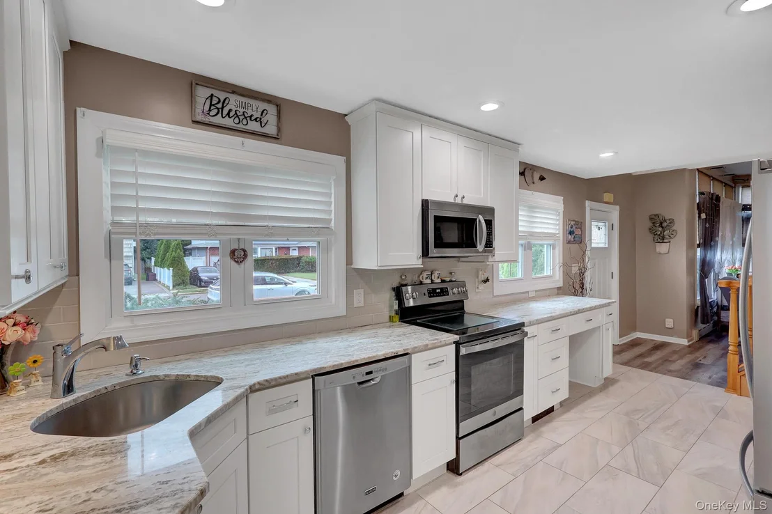Photo of 121 Wright Avenue