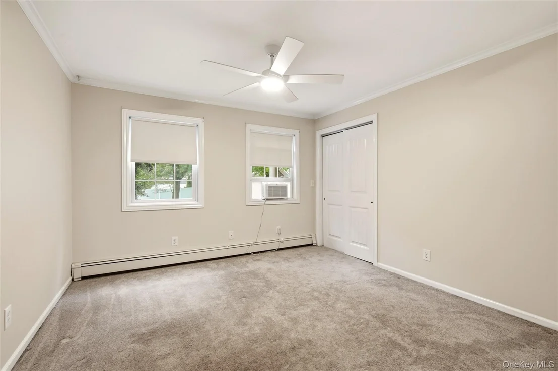Photo of 83 Hedgerow