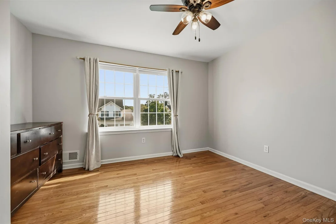 Photo of 2726 Colonial Drive