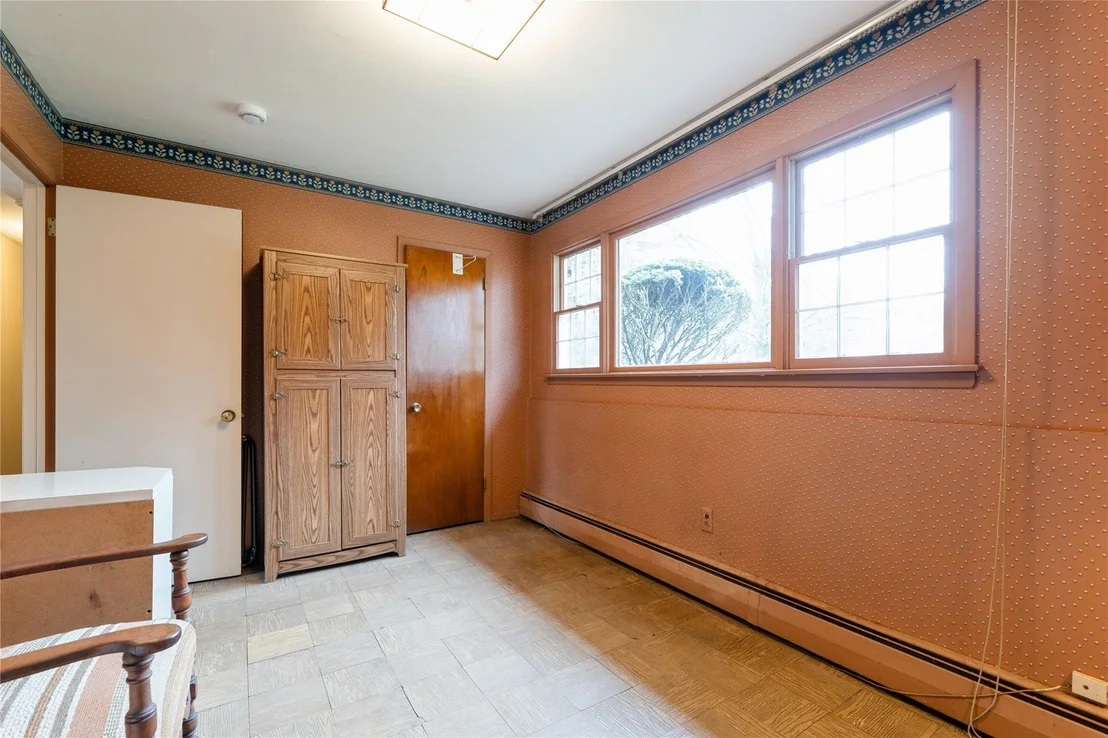 Photo of 6 Hampton Road