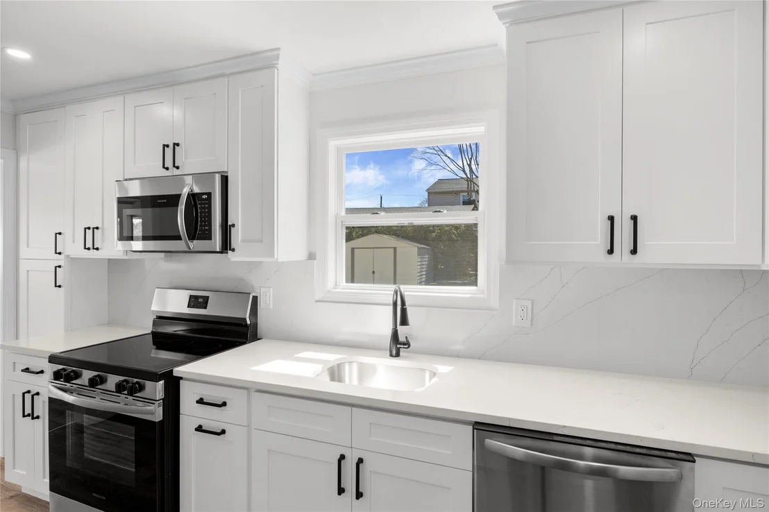 Photo of 32 Flintlock Drive
