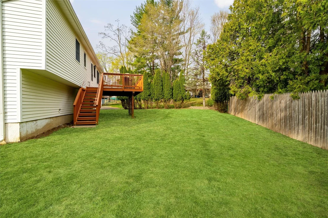 Photo of 18 Eakman Drive