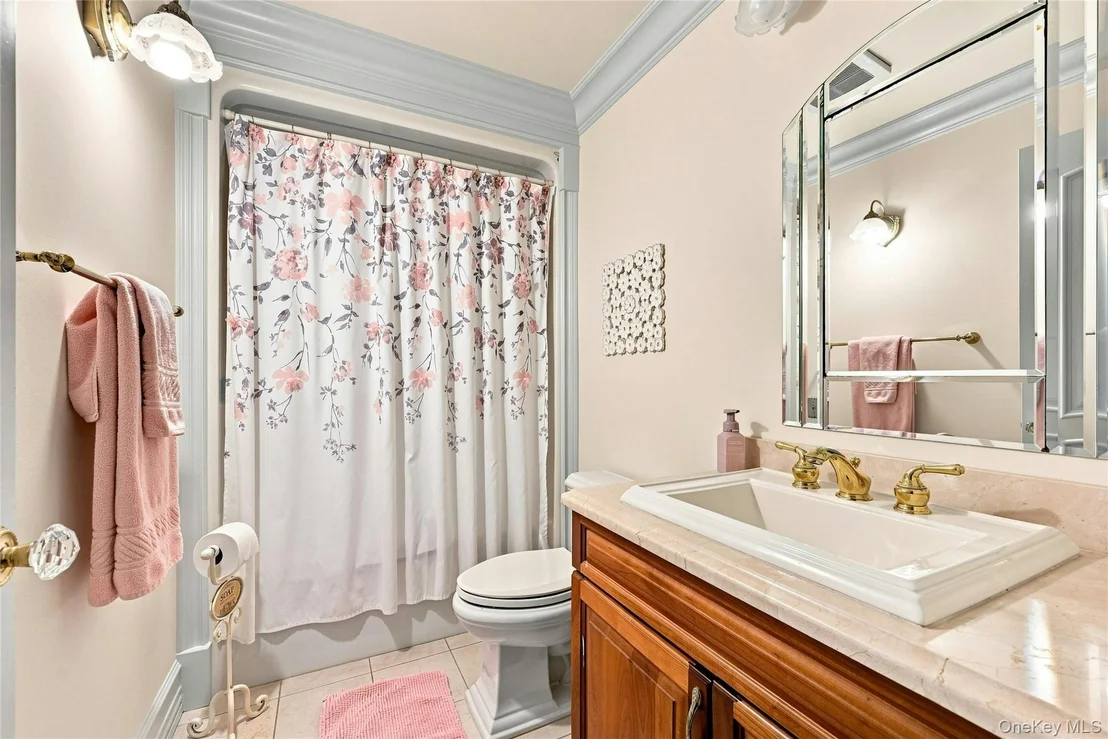 Photo of 3 Crescent Drive