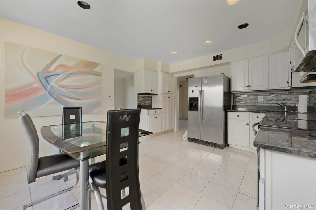 Photo of 3924 Jane Lane