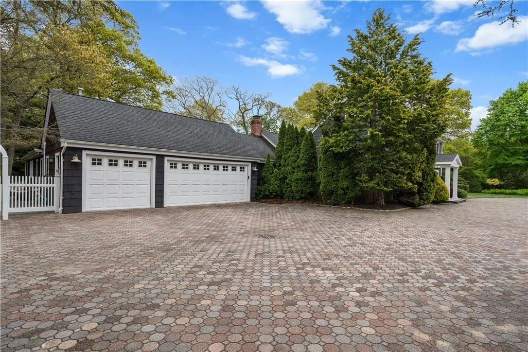 Photo of 55 Roe Avenue