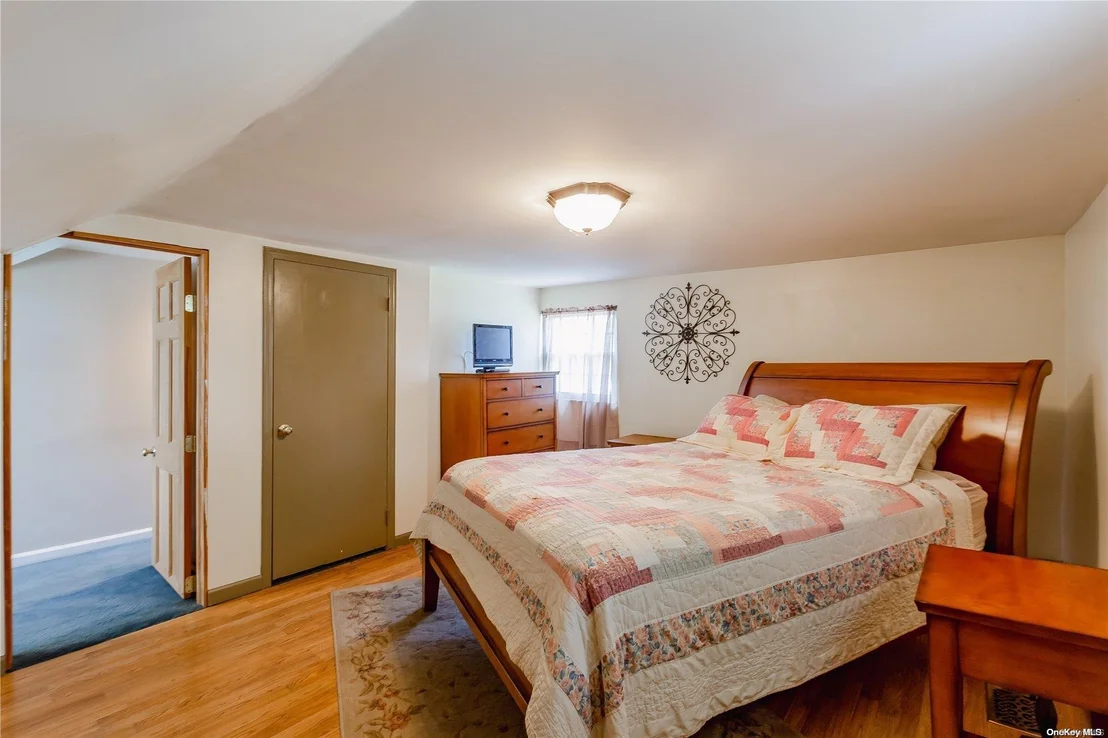 Photo of 164 Wilson Boulevard