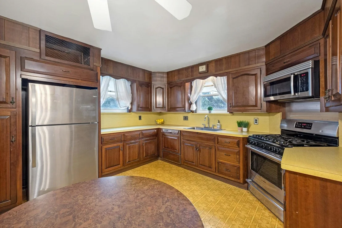 Photo of 413 Stellar Avenue