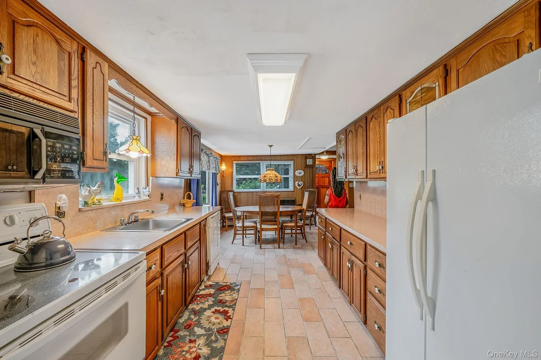 Photo of 1 E Jackwill Road