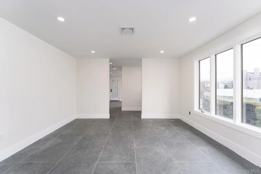 Photo of 2547 Army Place