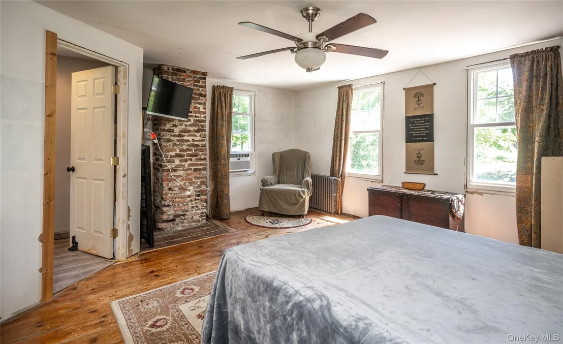 Photo of 35 Benton Road