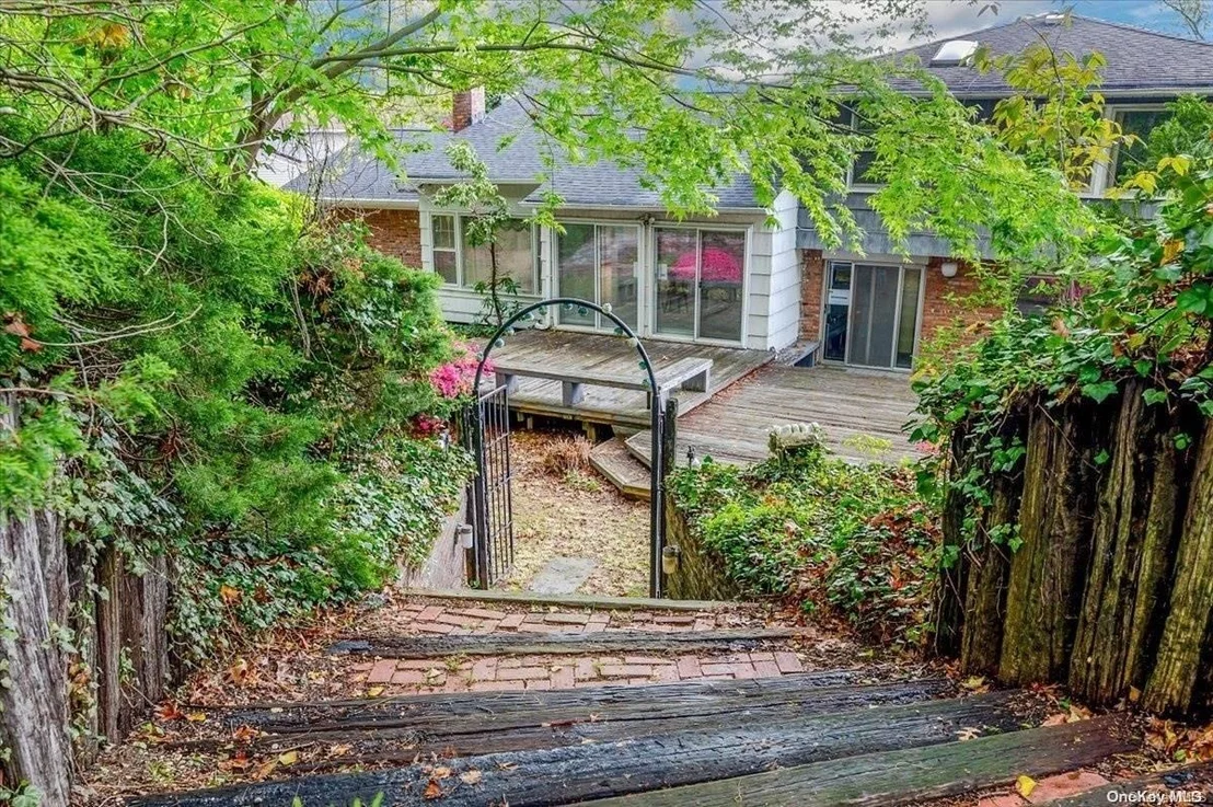 Photo of 11 Sorgi Court