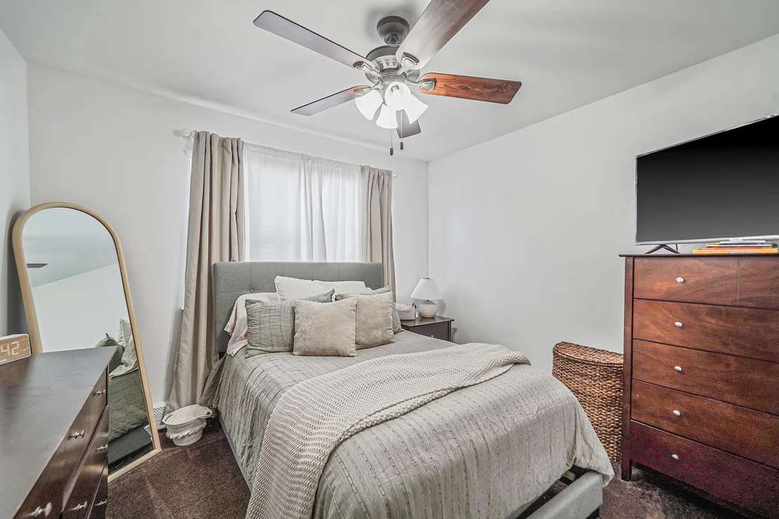 Photo of 4 Ferndale Boulevard