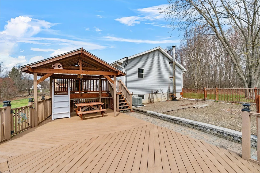 Photo of 371 Fosler Road