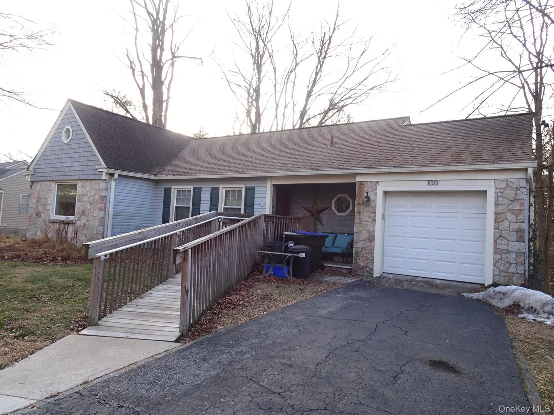 Photo of 100 Beechwood Avenue