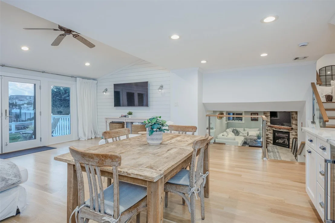 Photo of 2904 Harbor Road