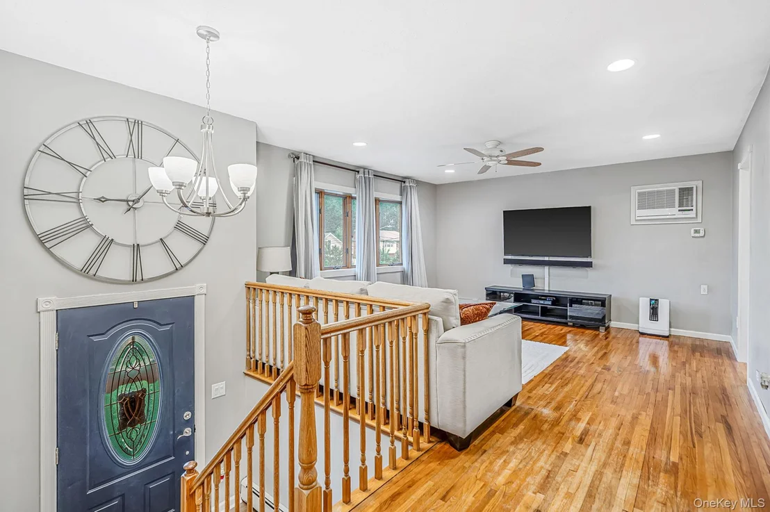 Photo of 6 North Avenue