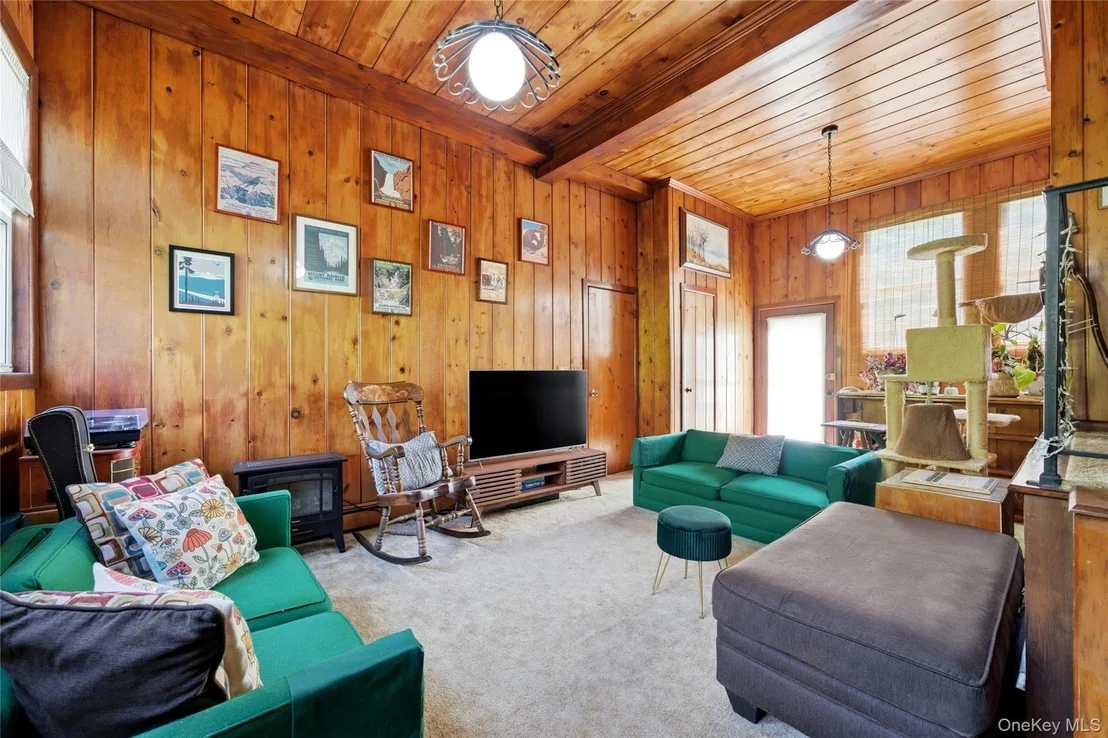 Photo of 37 Winston Drive