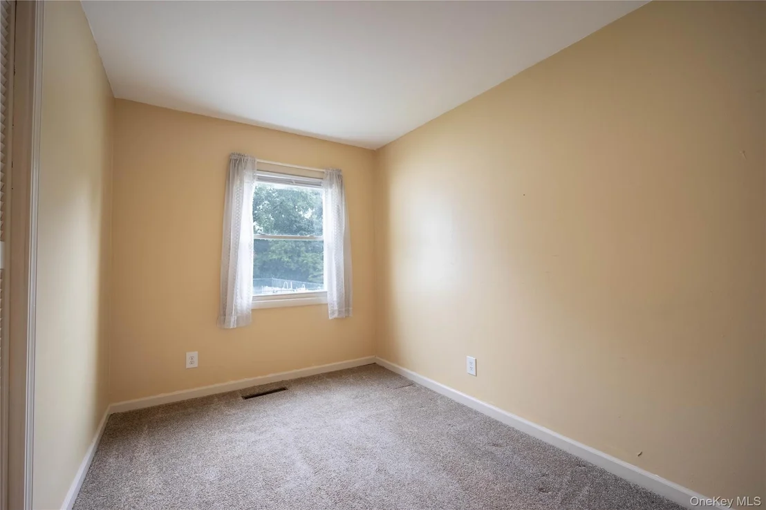 Photo of 32 Peter Cooper Drive