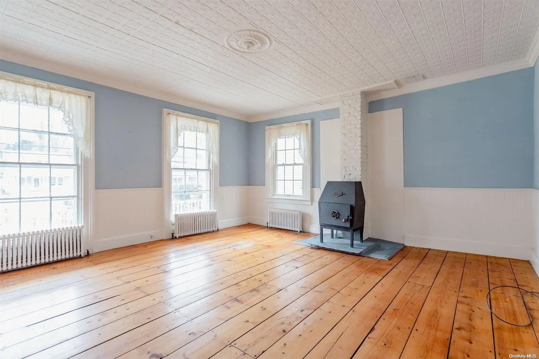 Photo of 52 Waterside Road