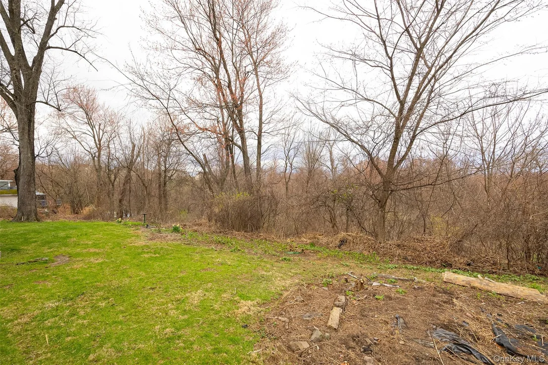 Photo of 140 Cherrywood Drive