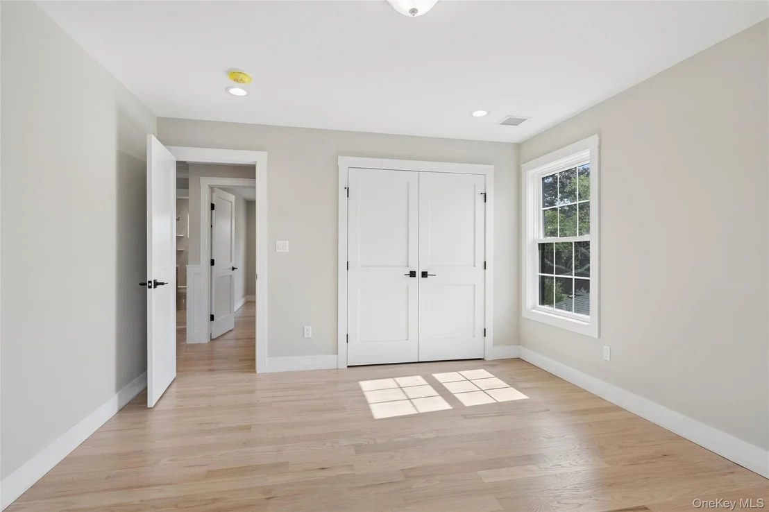 Photo of 1750 Henry Road